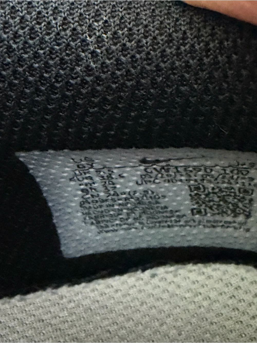 Nike Kids Low-Top Sneaker in Black and White